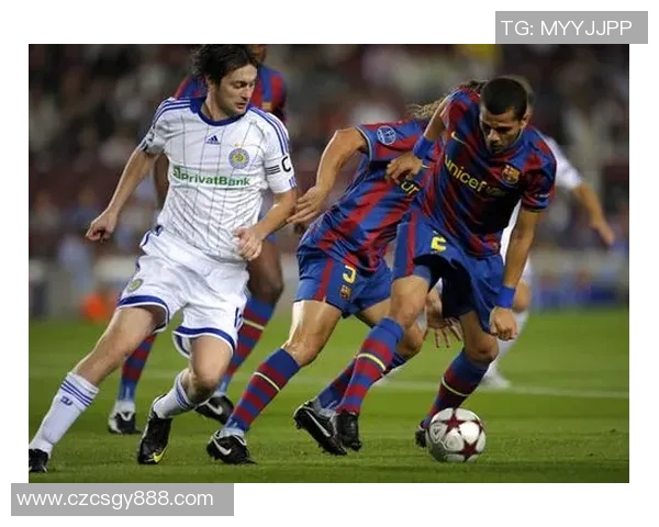 巴萨与基辅迪纳摩首发阵容揭晓双方球员状态引人关注 巴萨与基辅迪纳摩首发阵容揭晓双方球员状态引人关注