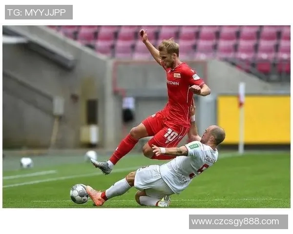 汉诺威与沙克尔04的精彩对决揭示德甲新赛季的竞争格局与球队实力分析 汉诺威与沙克尔04的精彩对决揭示德甲新赛季的竞争格局与球队实力分析